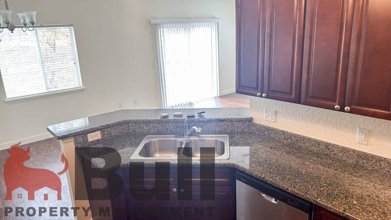 Winter Haven Townhome: 1125 Evergreen Court