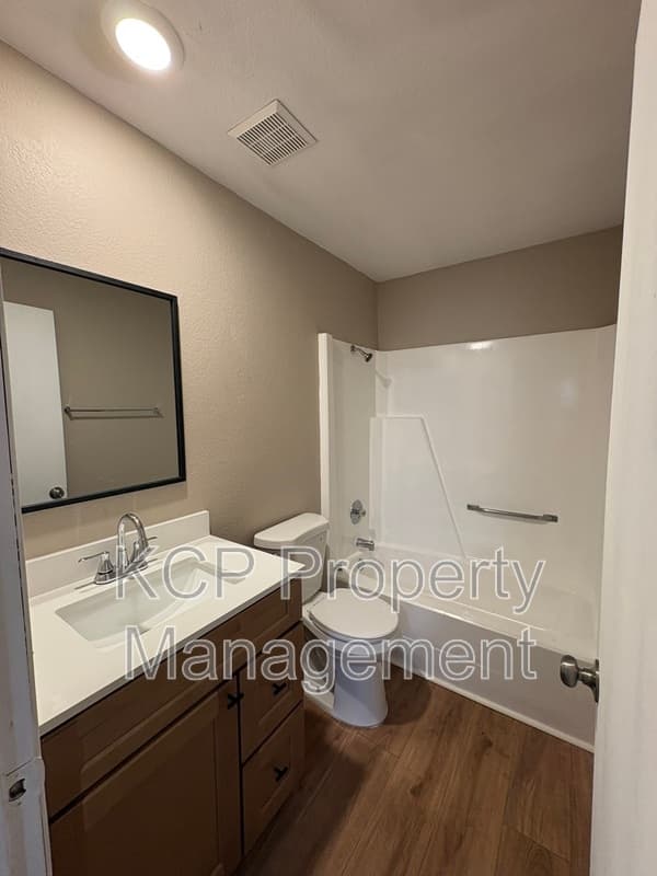 Bentonville Condo: 201 NW K - c