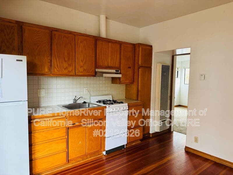 Santa Cruz Condo: 221 Broadway