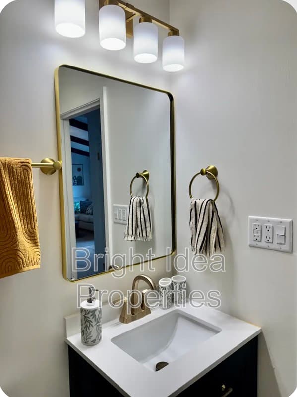 Saint Paul House: 896 Hadley Lane North