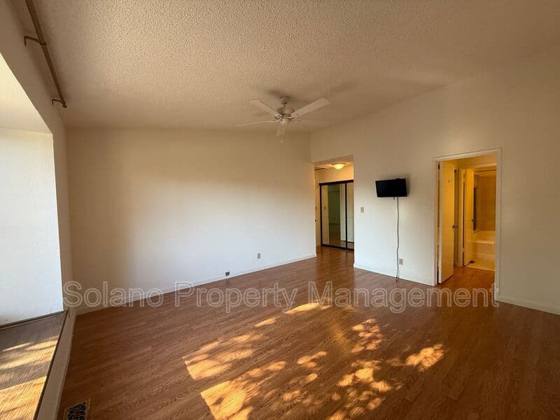 Vacaville Condo: 110 Bryce Way