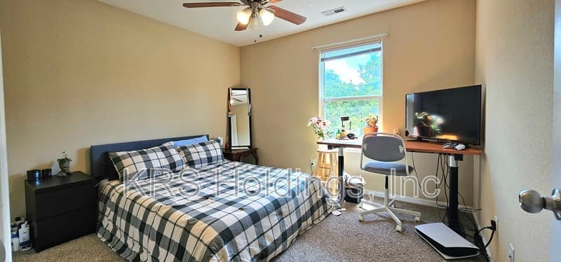 Norfolk House: 7721 Cortland Place
