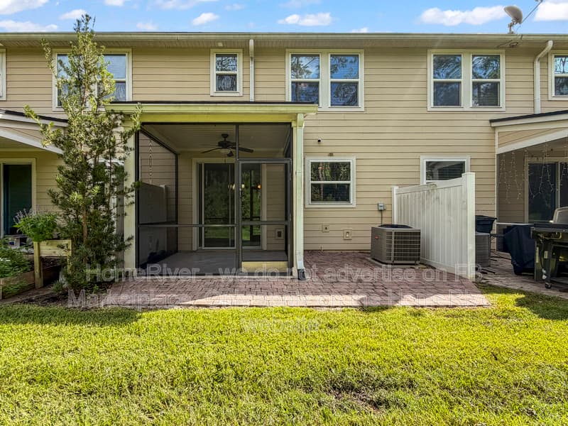 Saint Johns Townhome: 205 Richmond Dr