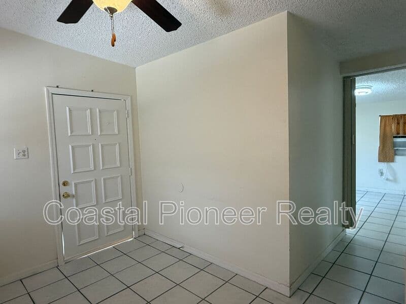 Tampa Condo: 2106 N Himes Ave