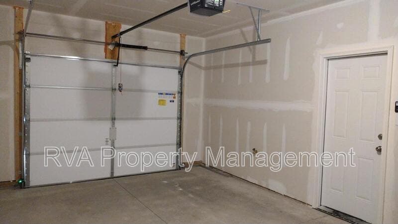 Chester Townhome: 11248 Benton Pointe Way
