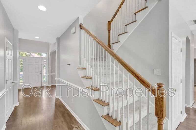 Moncks Corner House: 524 Evening Shade Dr