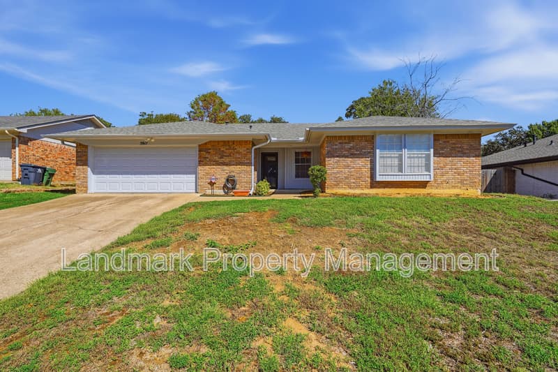 Arlington House: 5917 Pleasant Hill Drive