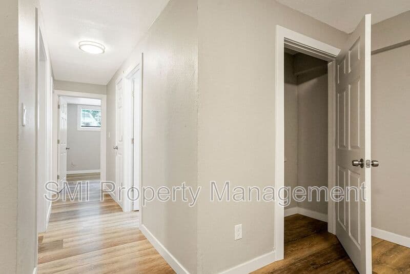 Corvallis House: 1250 NW 29th Street