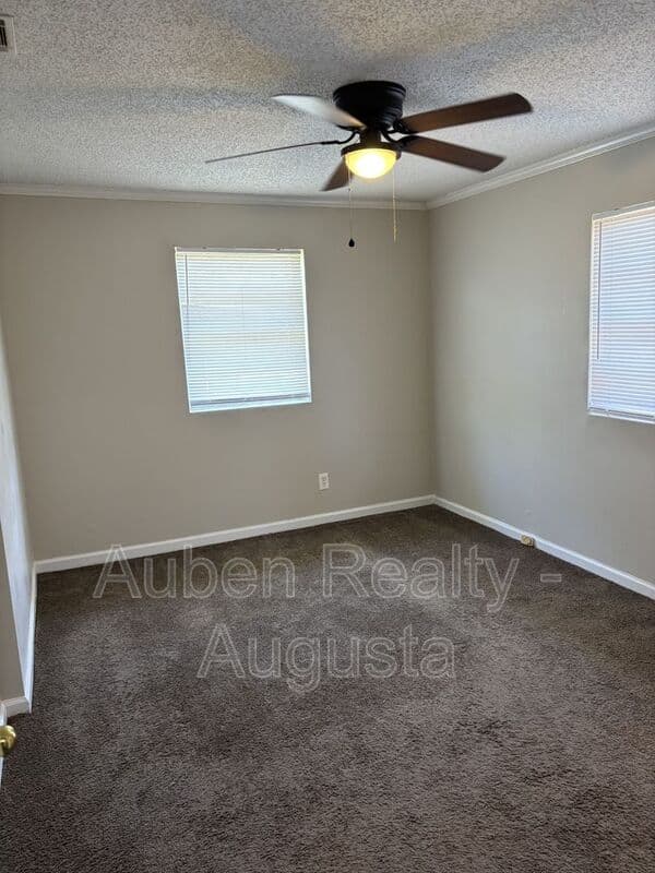 Augusta House: 2165 1/2 Telfair Street