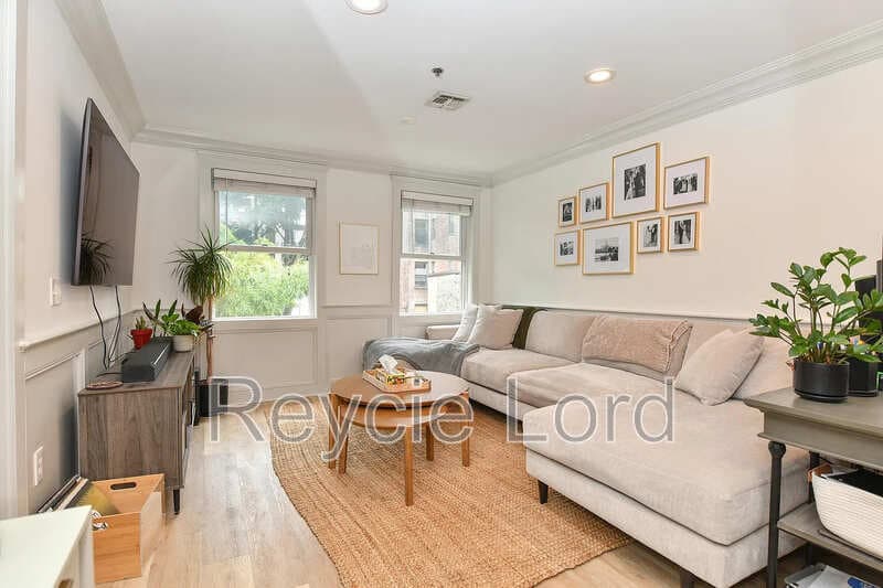Hoboken Condo: 219 Willow Ave