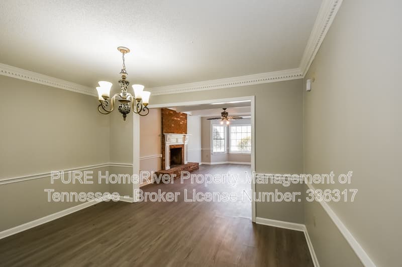 Memphis House: 2837 Gailwood Dr