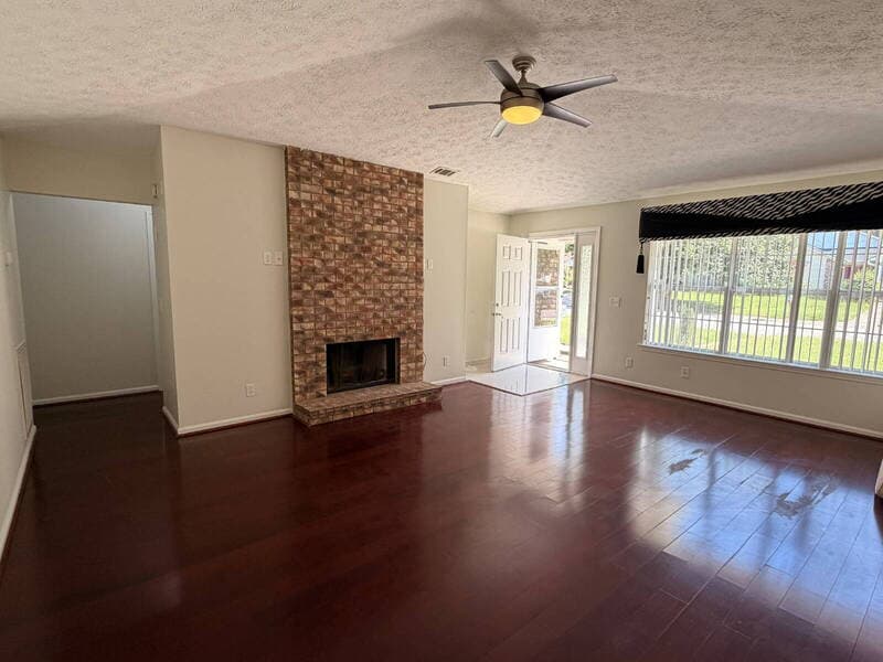Savannah House: 117 Bordeaux Ln
