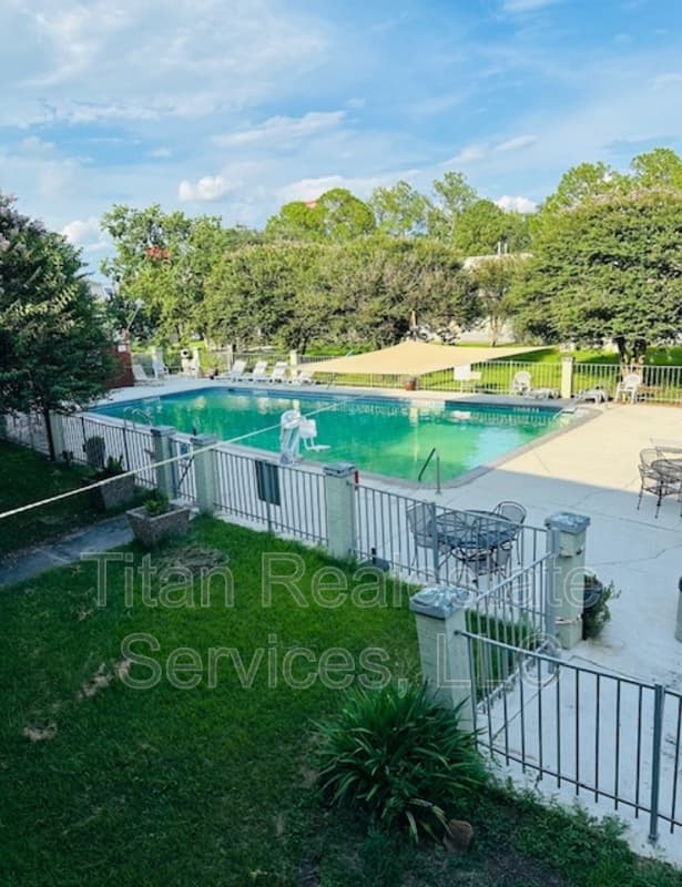 New Iberia Condo: 2915 Hwy 14