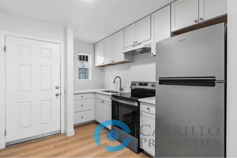 San Diego Condo: 4328 Louisiana Street