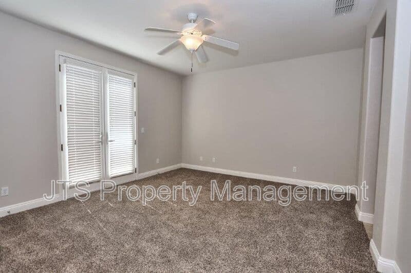 Sacramento House: 5424 Washoe Street