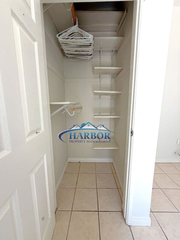 Redondo Beach Condo: 154 - 156 Paseo de la Concha