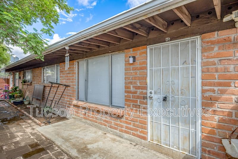 Tucson Condo: 45 East Alturas Street