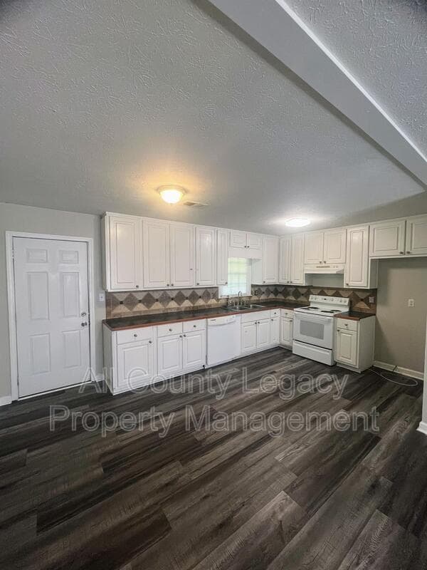 Winder House: 1231 Carl Bethlehem Road