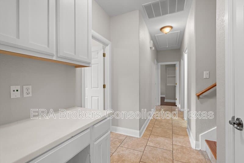 Leander House: 2031 Palos Verdes