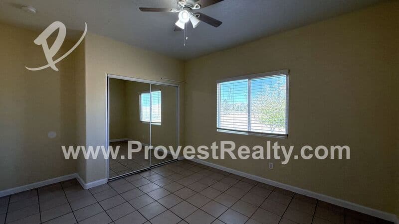 Apple Valley House: 26165 Houston St