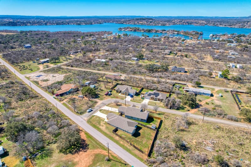Granite Shoals House: 1516 Stonecrest Drive