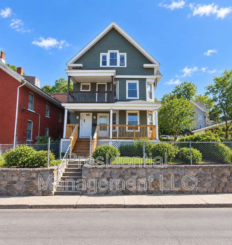 Waterbury Condo: 503 Baldwin St