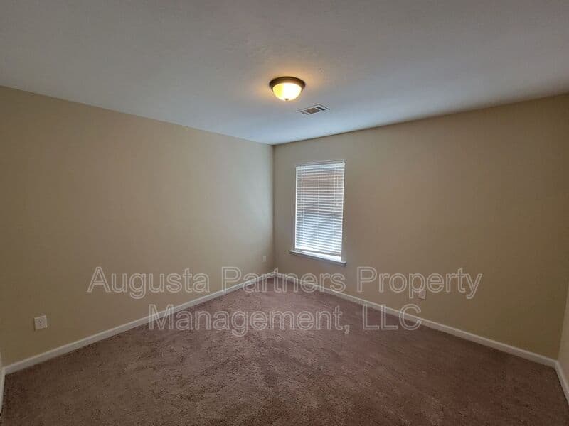 Evans House: 3460 Conifer Trl