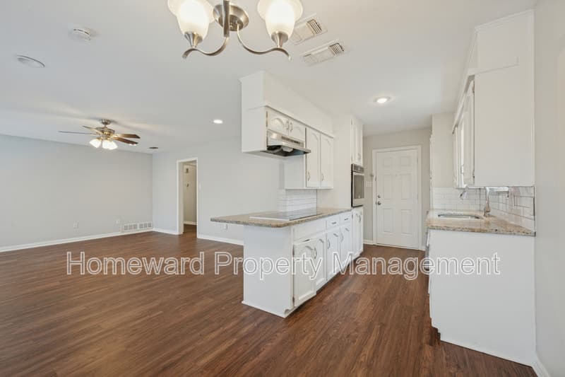 Haltom City House: 5853 Lance Court
