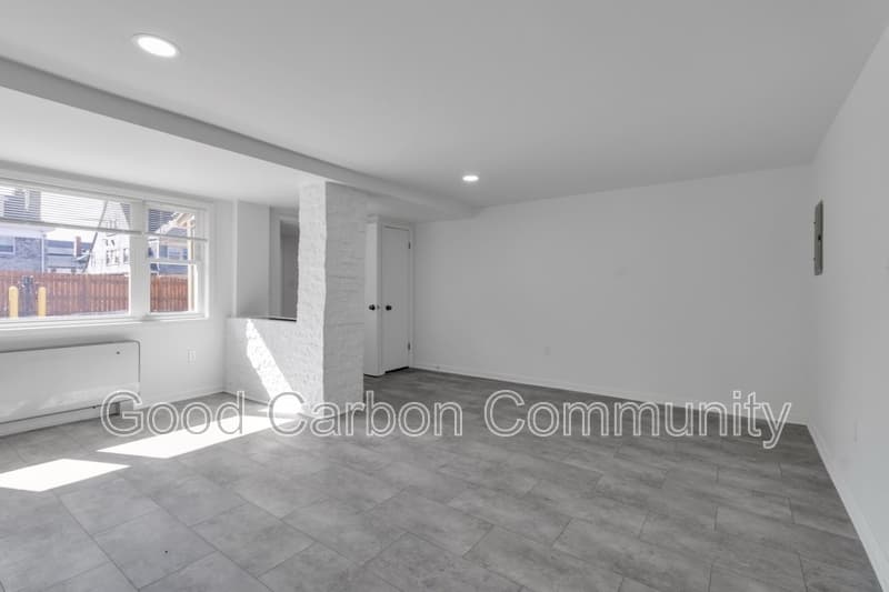 Buffalo Condo: 209 Summer St