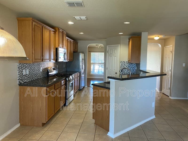 San Antonio House: 156 Katherine Way