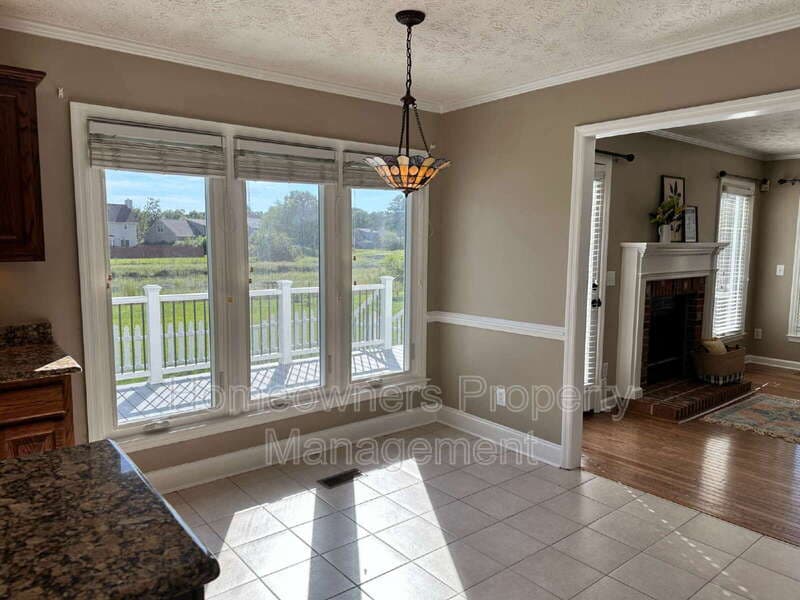 Fayetteville House: 6521 Ryefield Dr