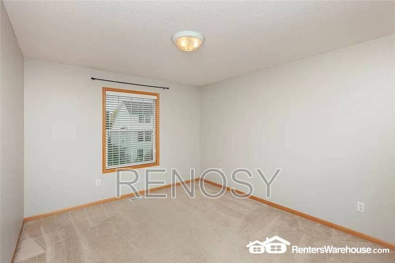 West Des Moines House: 7732 Beechtree Ln