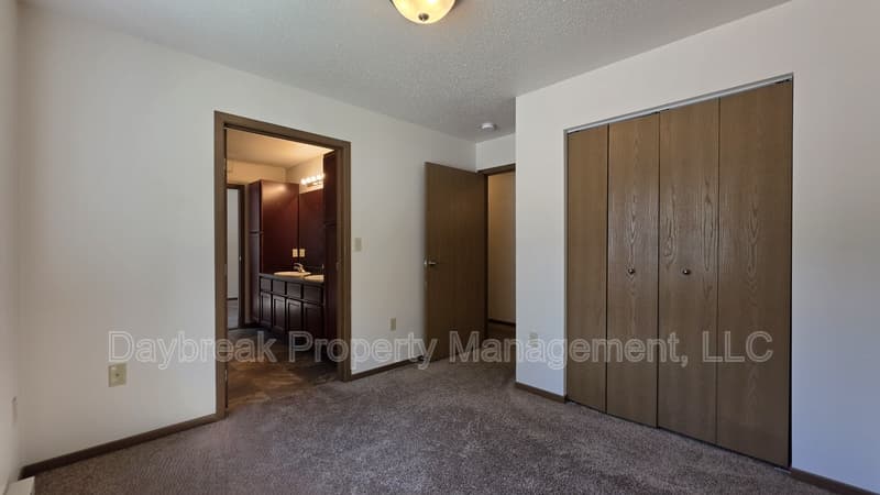 Moorhead Condo: 317 16th Street South - 5