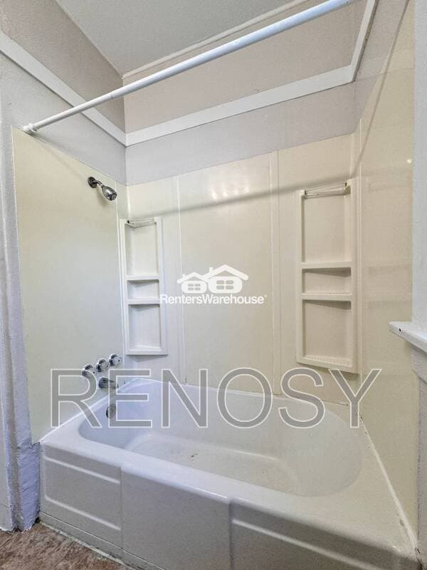 Des Moines House: 1009 25th St