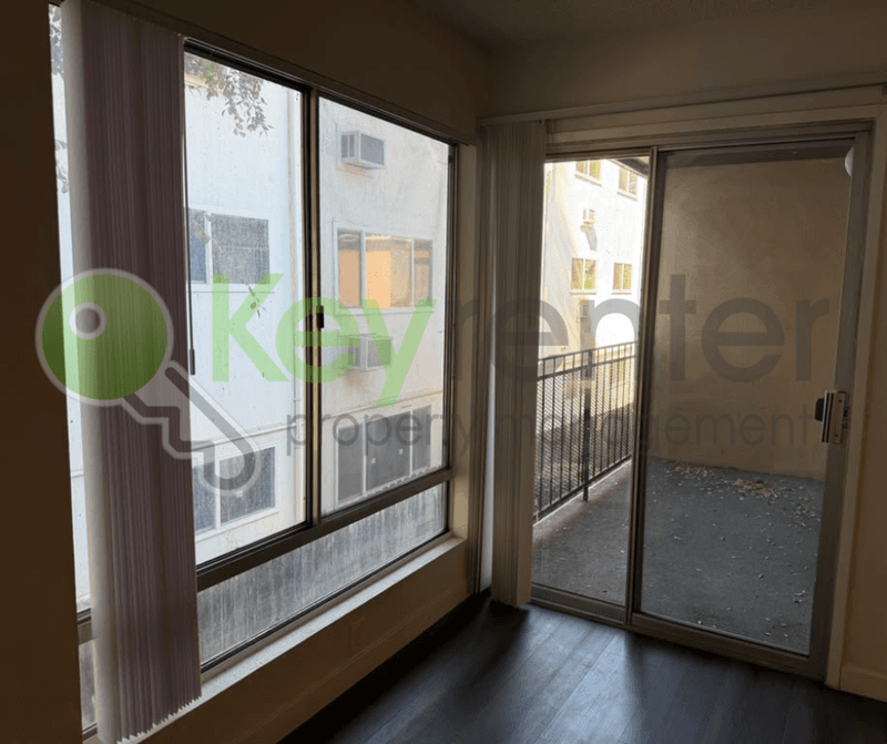 Sacramento House: 2515 H Street
