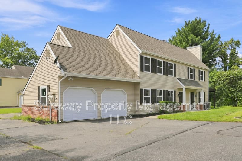 Mt. Laurel Townhome: 106 Willow Turn