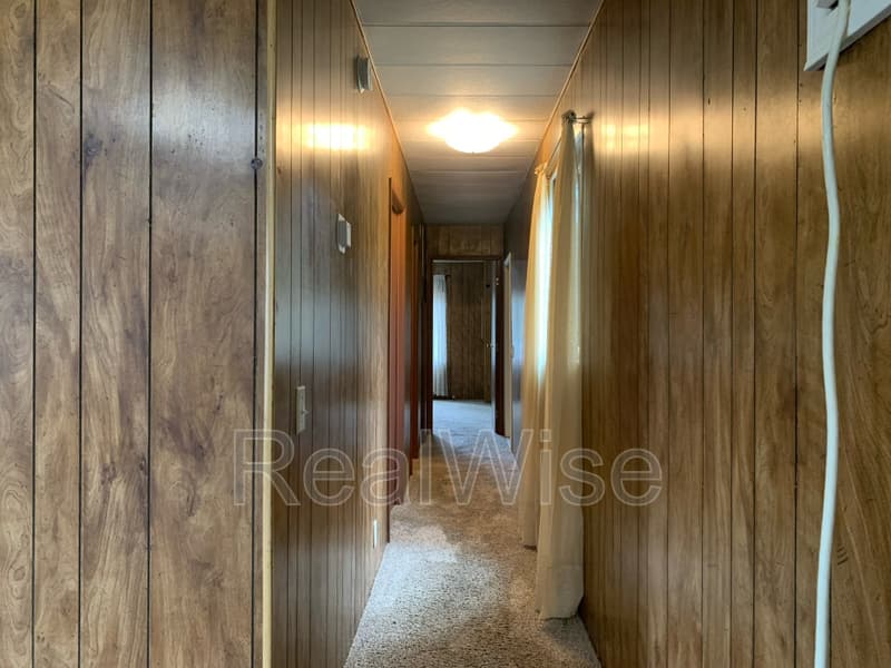 Grants Pass House: 4620 Redwood Ave