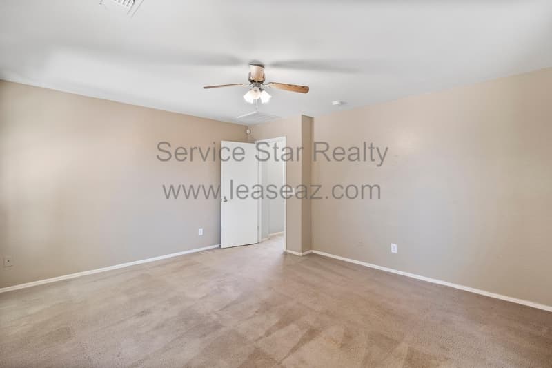Maricopa House: 41881 W Avella Dr