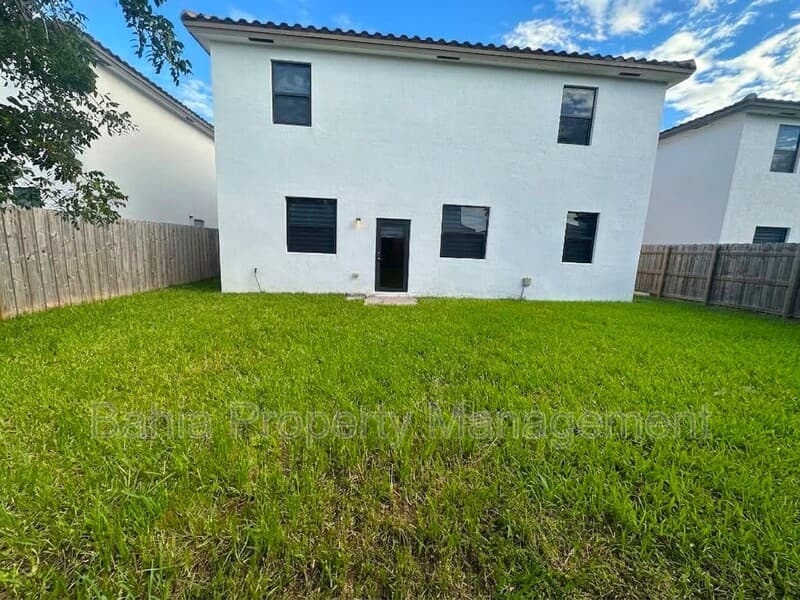 Homestead House: 11936 SW 240th St
