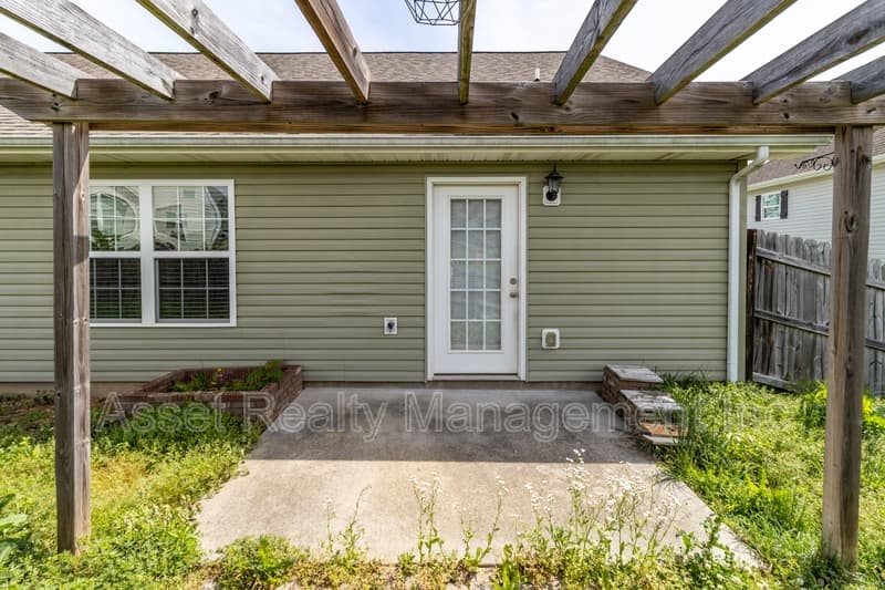 Maryville House: 839 Wells Road
