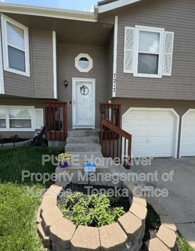 Topeka House: 7217 SW 27th Street