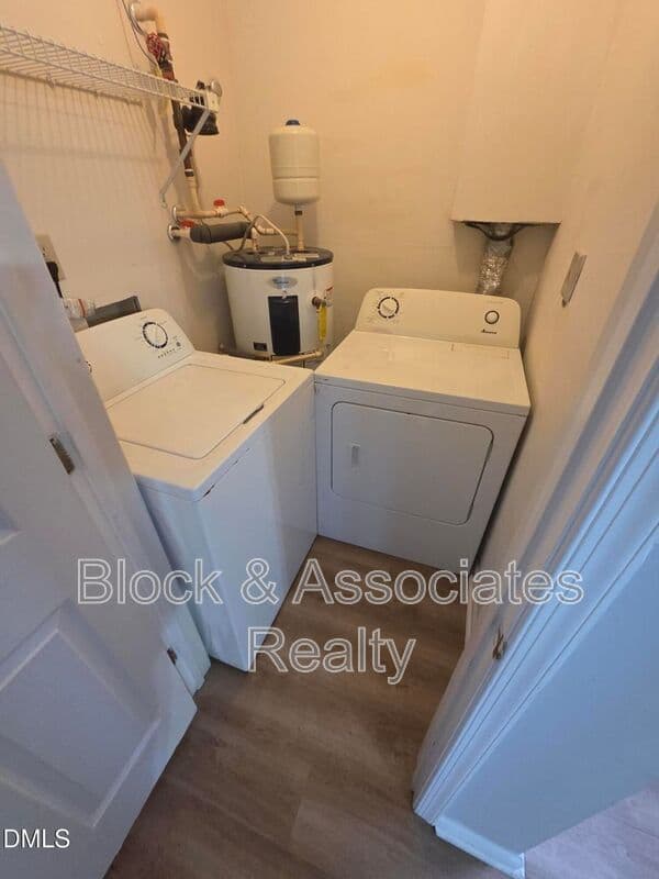 Raleigh Condo: 2011 Quaker Lndg