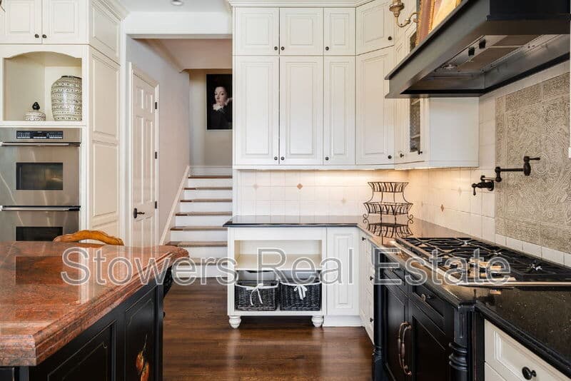 Danville House: 4482 Deer Ridge Rd