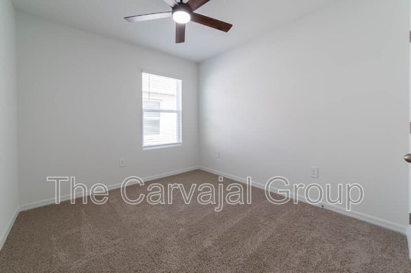 Davenport House: 4812 Rolling Lake Lane