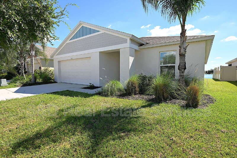 Lakeland House: 5511 Arlington River Drive