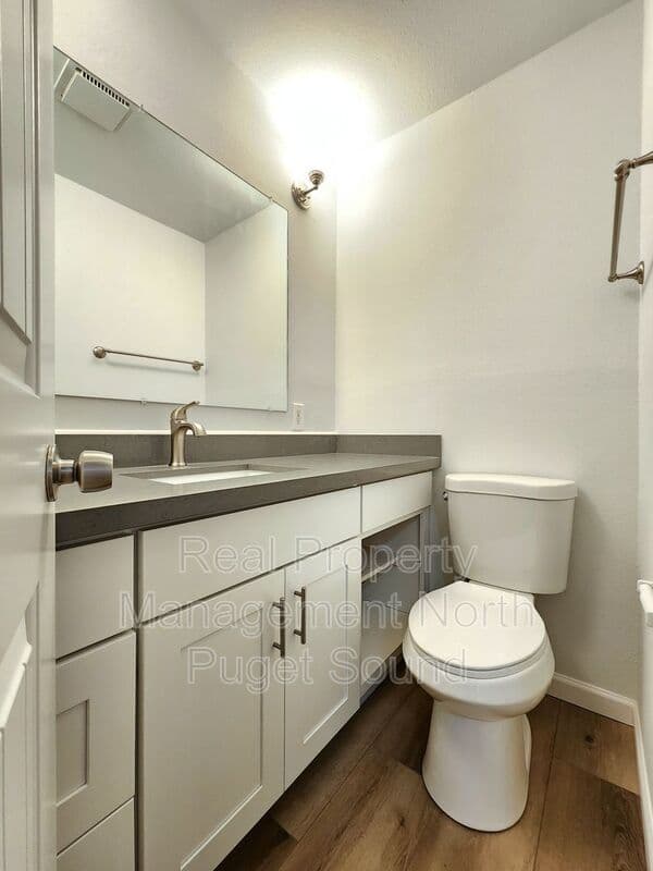 Lynnwood Condo: 13612 36th PL W