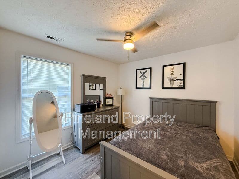 Raeford House: 301 Buckeye Drive