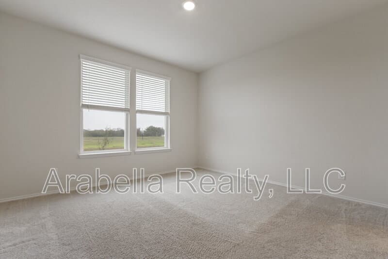 New Braunfels House: 440 Lynwood Gold