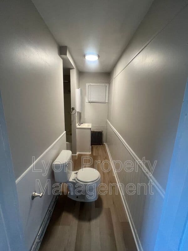 NEW BRITAIN Condo: 11 EAST LAWLOR STREET