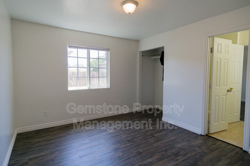 San Diego House: 4938 Art St